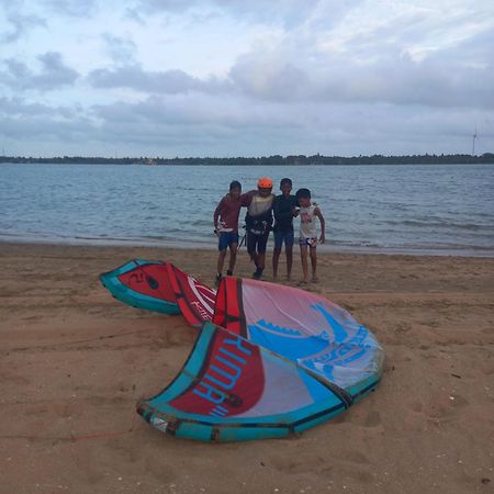 Red Coral Kitesurfing Resort Kalpitiya Eksteriør bilde